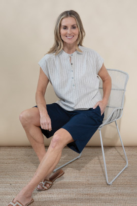 Paros Extended Shoulder Top